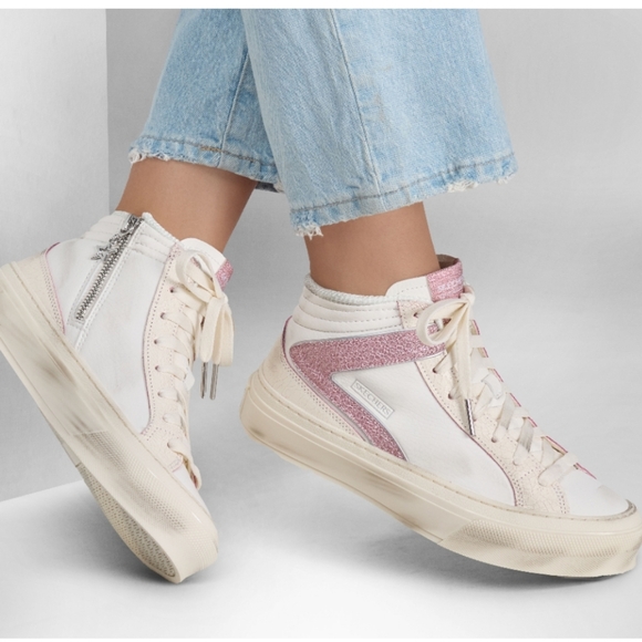 Skechers Shoes - NWT Skechers Selene Subtle Glitter Mall of America® Size Women's 9